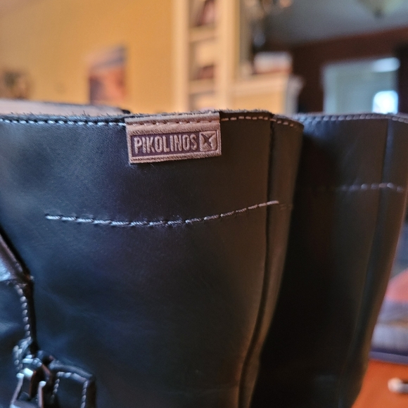 Pikolinos boots, size 9, black - Picture 2 of 3